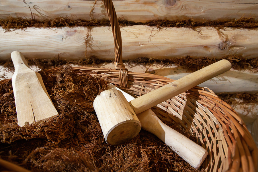 secrets_of_old_carpenters_09.jpg