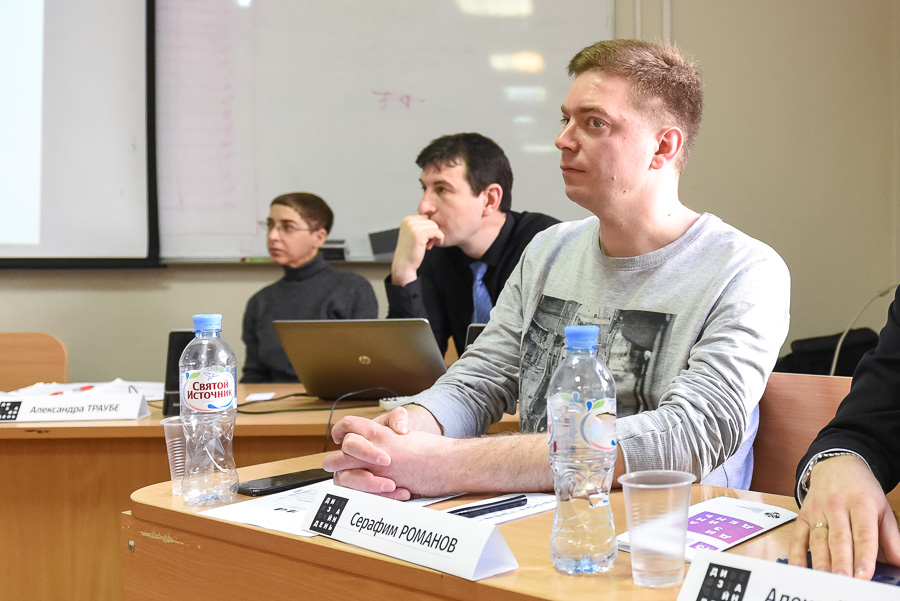 Шеф-редактор сайта «Новой газеты» в Петербург Серафим Романов 